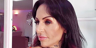 Oral Smut With Steamy Tina From