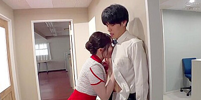 [dvdms-835] My Friends Boyfriend Is Mine. A Beautiful Receptionist Who Wants A Man Only For Her, Marking Him With Saliva Asuka Momose Scene 4