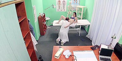 Nana Ainse And Na Na - Dark-haired Minx Gets Eaten Out And Screwed By Cocky Doctor