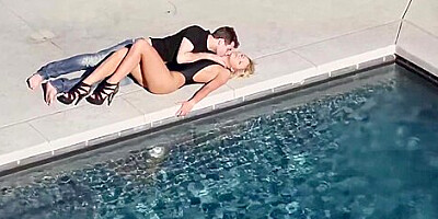 Blonde Girlfriend Fucked By - Scarlet Red And James Deen