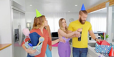 Xander Corvus, Nolina Nyx And Codi Vore In Smashing My Hot Lesbian Roommates