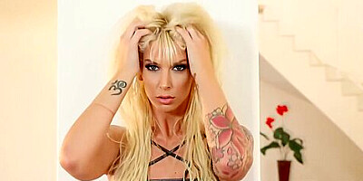 Ingenious Claudia Valentine At Brooke Brand Sex