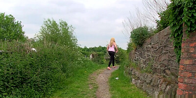 Paige Turnah in Yoga Pants Pissing - PornXn