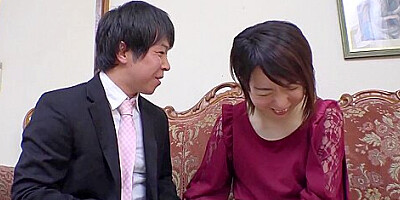 03B1223-A Married Woman Who Was Picked Up Cums On A Young Giant Dick