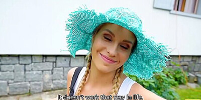 Lucky Bee In Comely Shaved Smut