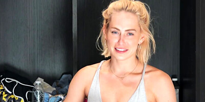 Muffs of chicks like Sloan Harper and Kendra Spade await humping