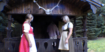 Blasen im Dirndl
