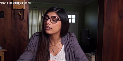 Mia Khalifa And Julianna Vega In Interracial Sex Mit Einem Traurigen Arabischen Madchen Und Gut Ausgestatteten Afroamerikanern