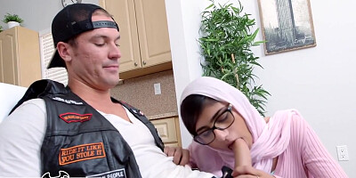 Julianna Vega, Mia Khalifa And Sean Lawless - Watch Fuck Bonus)