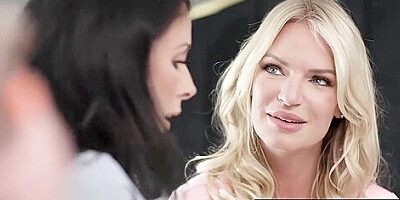 Daisy Chain, Reagan Foxx And Dixie Lynn In Beauteous And Face Sitting
