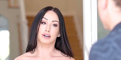 Neglected Pregnant Housewife Milf Got Help From Capable Handsome - Jennifer White