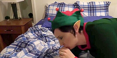 Bettie Bondage – The Belated Christmas Elf Needs Anal