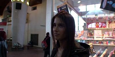 Nessa Devil in couple having sex in an amateur homemade sex video