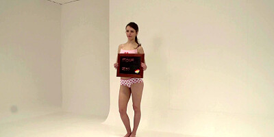 teen 18+ Mona naked at casting