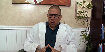 Alexis Texas gives head to filthy Mick Blue