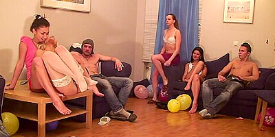 College Teens 18+ Pussyfucking At Party In Dorm