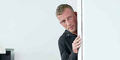 Horny Perfect Santas Helper - Apolonia Lapiedra