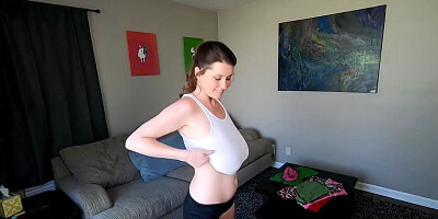 Kcupqueen - Talkin Tits Ep 01 Bra Less In Public