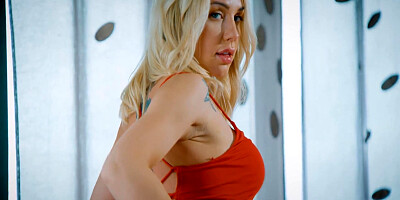 Perfect Fuckable Barbie Angie Lynx