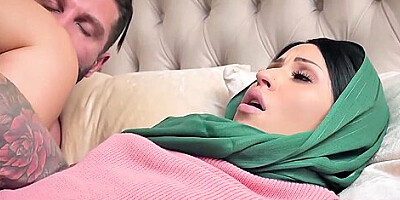 Goldie Glock - Temperament At Missionary Xxx