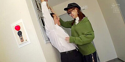 [hmn-174] What! Even Though I Picked You Up! She Wont Let Him Be And Makes Him Cum Over And Over Again For Creampies With Loud Orgasms Impatient For Him To Spray Cum On Her As Much As Possible. Akari Mitani Scene 3