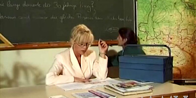 Kelly Trump is the Anal Teacher