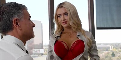 Naughty America - Linzee Ryder pulls all the strings and gives the boss her juicy wet pussy to get m