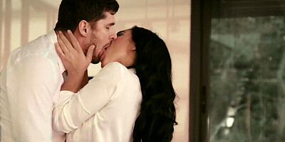 Ginebra Bellucci squirts after getting fucked and fingered