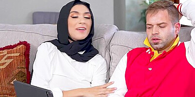 Aubry Babcock In Arab Teen 18+ Nerd Really Good At Math And Fucks Her Classmate