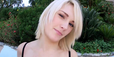 Heavy chested pale Siri teases in swimming pool