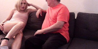 Aristocratic Gerald Saunders and Minxx Marley at small tits sex