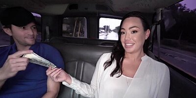 Kitten Latenight - Boss Bitch Takes A Ride In