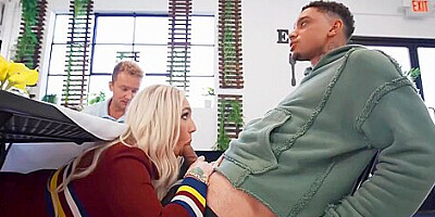 Exxtra Featuring Kendra Sunderlands Blonde Porn