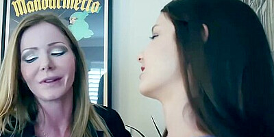 Sneaky And Sixtynine Video - Rilee Marks And Amber Michaels