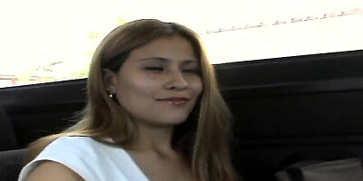 Amateur girl Orianna will be fucked on the bus