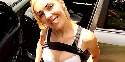 Featuring Ginamonellis Fast Blowjob Video