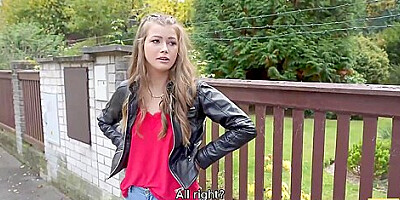 Featuring S Olivia Sparkle Action