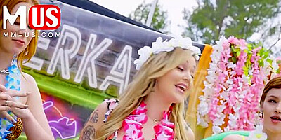 Watch Angelic And Rosalyn Sphinxs Action