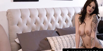 Anna Claire Clouds Husband Impregnates Stepsister Maddy May During Threesome! 19 Min