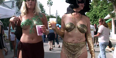 SpringBreakLife Video: Flashing In Key West