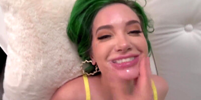 New Gia Paige - The Shower 4k
