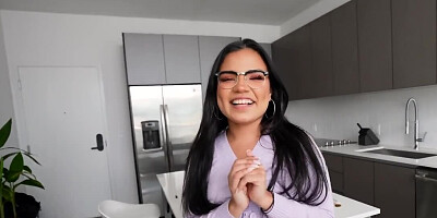 Nerdy girl Summer Col polishes hard cock and gets a facial