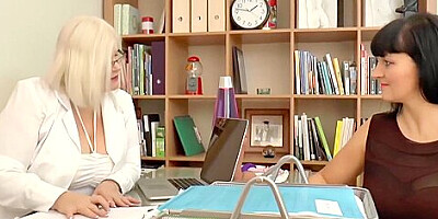 Food Fight With Lesbian Pussy Licking For Busty Uk Grandmas