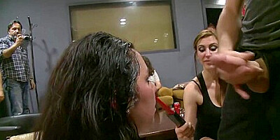 Chubbies Spanish Babe Nailed Outdoors - Salma De Nora, Princess Donna And James Deen