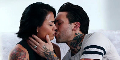 Exposed 1 - Dana Vespoli