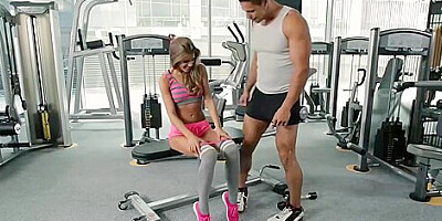 Hot Gym Fucking For A Horny Babe