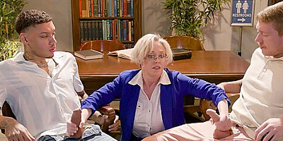 Dee Williams In Double Penetration Of Huge Tits Librarian Milf By Two Students 18+