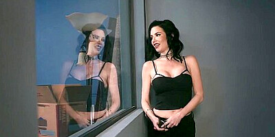 Sex Affair With Lusty Landlady Veronica Avluv