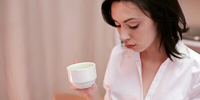 Sheri Vi in &quot,First morning together&quot, clip