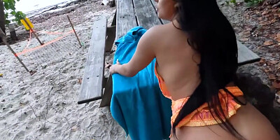 Lame Labor Day Turns Lustful On Public Beach
